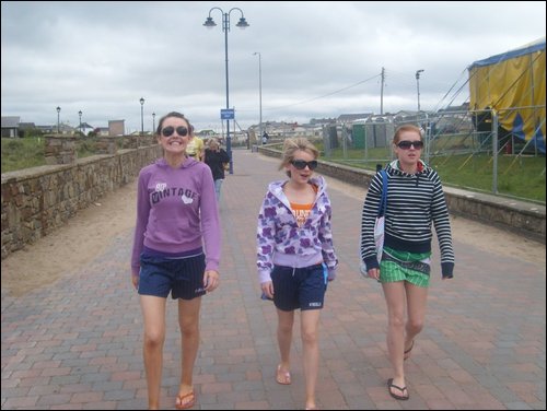 Photograph by Catherine Quinn which 
was second in the 2008 Young Life and Times photograph competition.  The photograph shows Catherine and 
friends going to the beach.